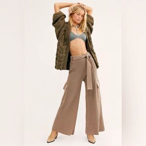 NWT FREE PEOPLE RIBBED WIDE LEG CARGO PANTS